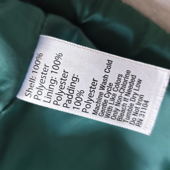 Crown & Ivory Quilted Vest | Forest Green | Diamond Stitch | Boys Size M - Picture 8 of 11